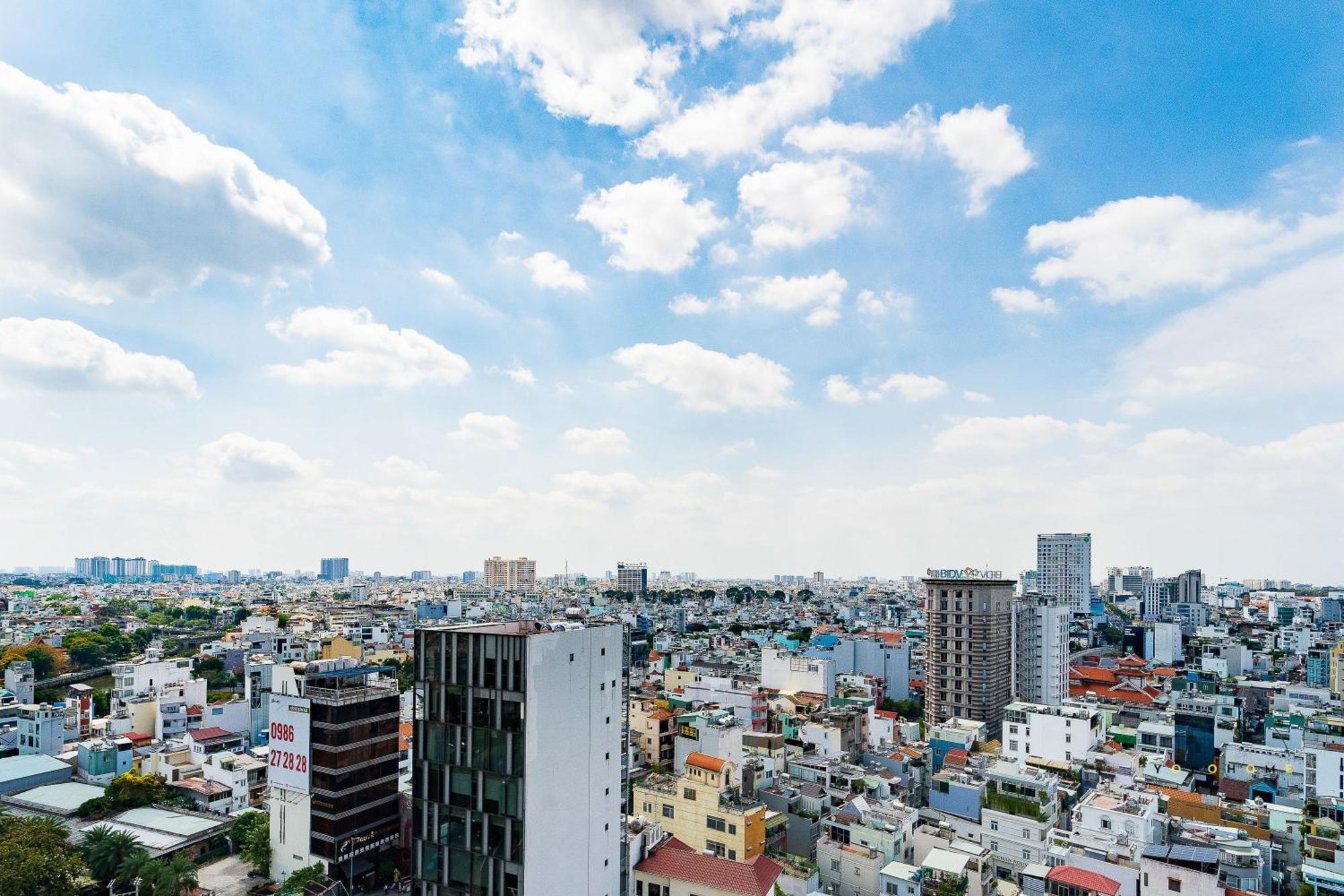 Apartment Elegant 2 Bedroom- Good Location- Yolohomesaigon- Terra